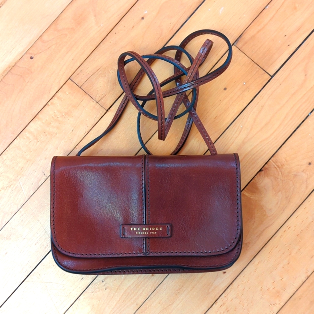 Bridge crossbody leather purse, made in Italy! Leather!